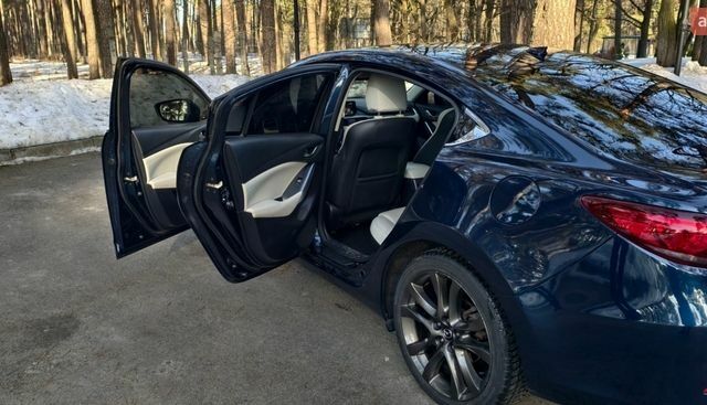 Синий Мазда 6, объемом двигателя 2.49 л и пробегом 185 тыс. км за 13300 $, фото 1 на Automoto.ua