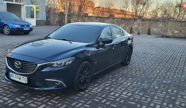 Синий Мазда 6, объемом двигателя 2.19 л и пробегом 182 тыс. км за 14500 $, фото 1 на Automoto.ua