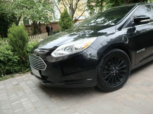 Синий Мазда 6, объемом двигателя 2.2 л и пробегом 323 тыс. км за 6850 $, фото 1 на Automoto.ua