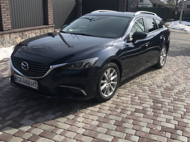 Синий Мазда 6, объемом двигателя 2.2 л и пробегом 185 тыс. км за 10800 $, фото 1 на Automoto.ua