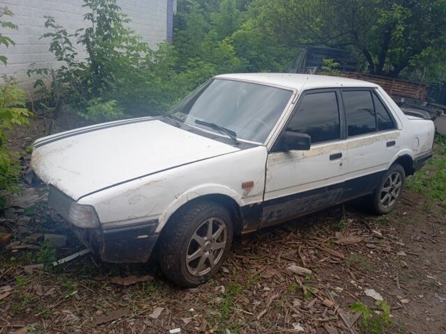 Білий Мазда 626, об'ємом двигуна 0 л та пробігом 222 тис. км за 700 $, фото 1 на Automoto.ua