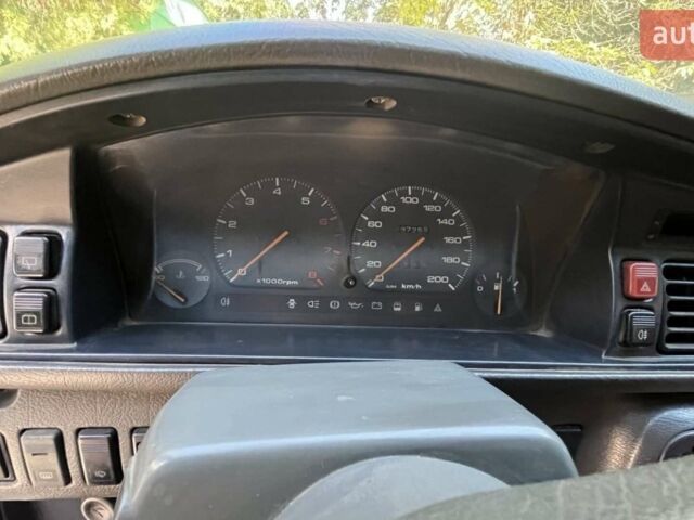 Белый Мазда 626, объемом двигателя 2 л и пробегом 297 тыс. км за 2500 $, фото 1 на Automoto.ua