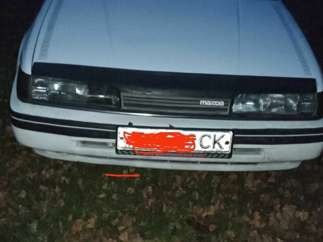 Білий Мазда 626, об'ємом двигуна 2 л та пробігом 268 тис. км за 1400 $, фото 1 на Automoto.ua