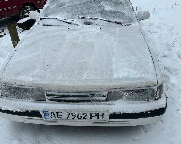 Белый Мазда 626, объемом двигателя 2 л и пробегом 1000 тыс. км за 520 $, фото 1 на Automoto.ua