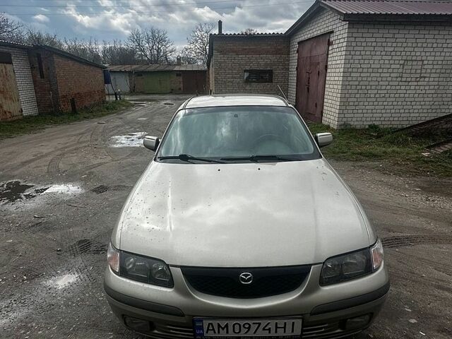 Бежевый Мазда 626, объемом двигателя 2 л и пробегом 350 тыс. км за 2200 $, фото 1 на Automoto.ua