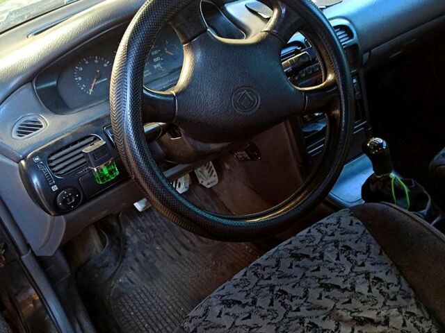 Чорний Мазда 626, об'ємом двигуна 2 л та пробігом 127 тис. км за 1500 $, фото 1 на Automoto.ua