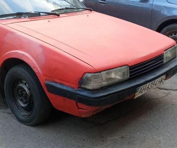 Красный Мазда 626, объемом двигателя 0 л и пробегом 11 тыс. км за 595 $, фото 1 на Automoto.ua