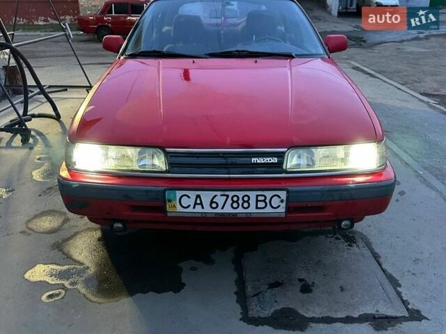 Червоний Мазда 626, об'ємом двигуна 1.8 л та пробігом 300 тис. км за 1300 $, фото 1 на Automoto.ua