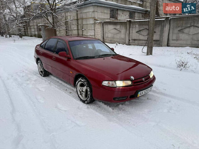 Красный Мазда 626, объемом двигателя 1.84 л и пробегом 250 тыс. км за 1350 $, фото 1 на Automoto.ua