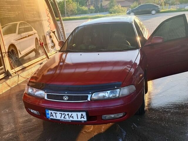 Красный Мазда 626, объемом двигателя 1.8 л и пробегом 250 тыс. км за 1800 $, фото 1 на Automoto.ua
