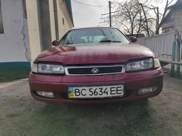 Червоний Мазда 626, об'ємом двигуна 2 л та пробігом 364 тис. км за 550 $, фото 1 на Automoto.ua