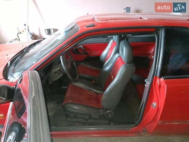 Красный Мазда 626, объемом двигателя 1.99 л и пробегом 300 тыс. км за 700 $, фото 1 на Automoto.ua