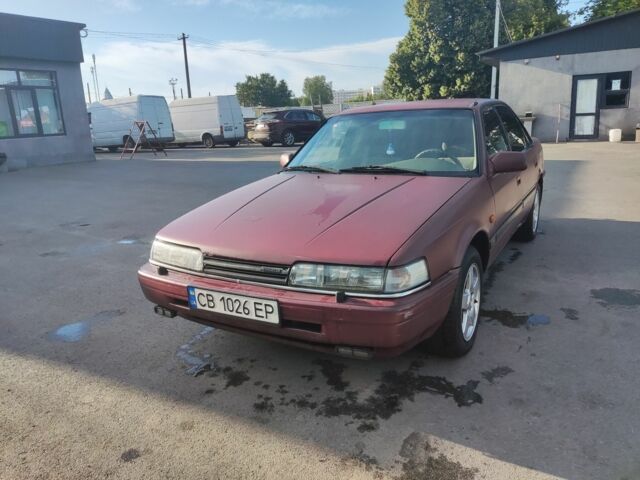 Красный Мазда 626, объемом двигателя 2 л и пробегом 226 тыс. км за 1200 $, фото 1 на Automoto.ua