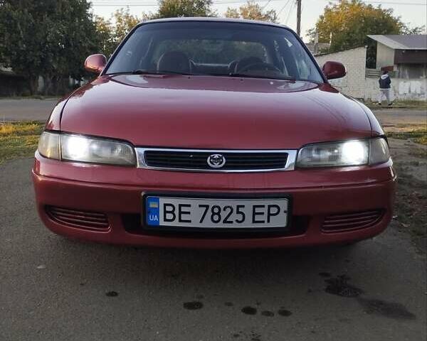 Красный Мазда 626, объемом двигателя 1.99 л и пробегом 245 тыс. км за 1600 $, фото 1 на Automoto.ua
