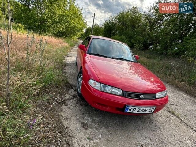 Червоний Мазда 626, об'ємом двигуна 1.99 л та пробігом 190 тис. км за 2000 $, фото 1 на Automoto.ua