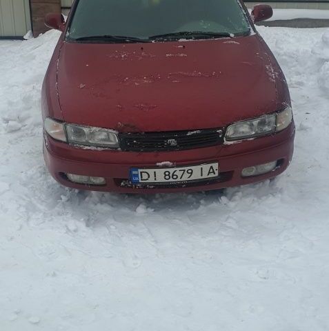 Червоний Мазда 626, об'ємом двигуна 1.8 л та пробігом 371 тис. км за 1000 $, фото 1 на Automoto.ua