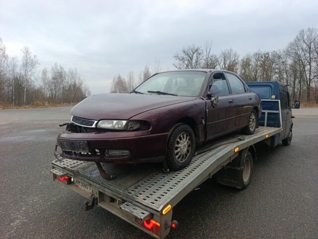 Красный Мазда 626, объемом двигателя 0 л и пробегом 300 тыс. км за 670 $, фото 1 на Automoto.ua