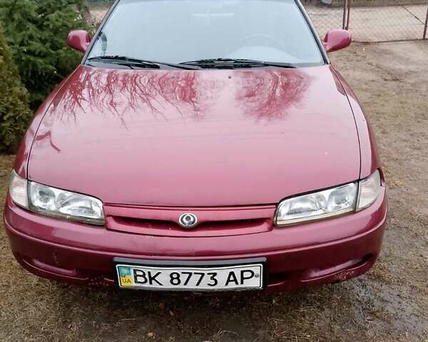 Мазда 626, объемом двигателя 1.99 л и пробегом 200 тыс. км за 1100 $, фото 1 на Automoto.ua