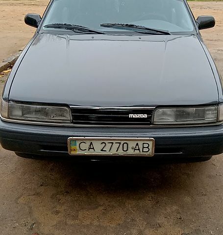 Мазда 626, объемом двигателя 2 л и пробегом 0 тыс. км за 1300 $, фото 1 на Automoto.ua