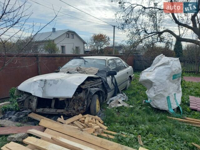 Серый Мазда 626, объемом двигателя 2 л и пробегом 500 тыс. км за 300 $, фото 1 на Automoto.ua