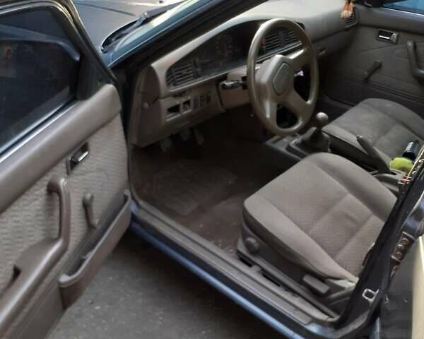 Сірий Мазда 626, об'ємом двигуна 2 л та пробігом 400 тис. км за 450 $, фото 1 на Automoto.ua