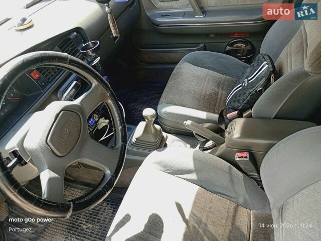 Серый Мазда 626, объемом двигателя 2 л и пробегом 350 тыс. км за 1100 $, фото 1 на Automoto.ua