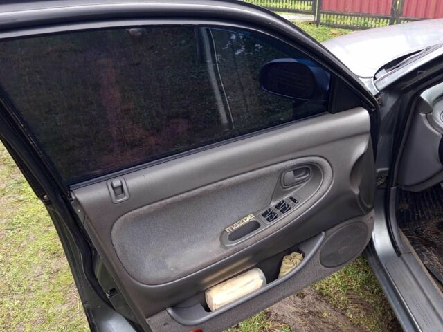 Сірий Мазда 626, об'ємом двигуна 2 л та пробігом 350 тис. км за 2200 $, фото 1 на Automoto.ua