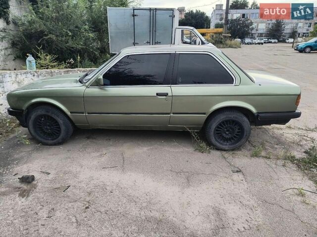 Серый Мазда 626, объемом двигателя 2 л и пробегом 224 тыс. км за 3400 $, фото 1 на Automoto.ua