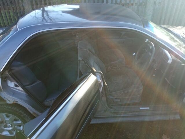 Серый Мазда 626, объемом двигателя 1 л и пробегом 450 тыс. км за 1200 $, фото 1 на Automoto.ua