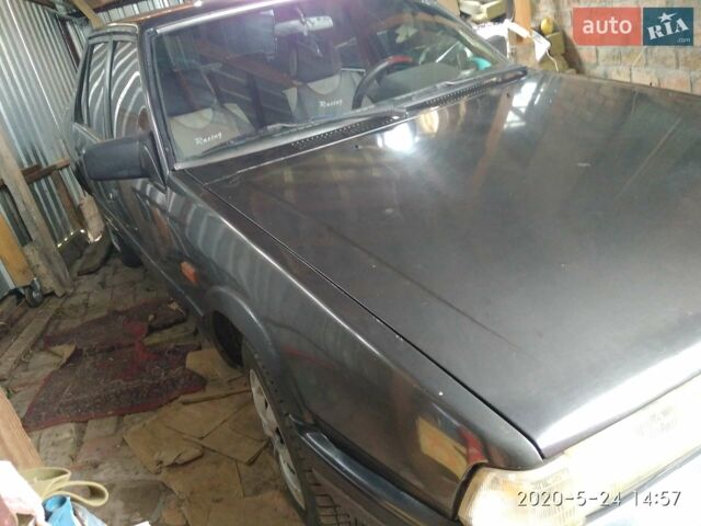 Серый Мазда 626, объемом двигателя 2 л и пробегом 262 тыс. км за 700 $, фото 1 на Automoto.ua