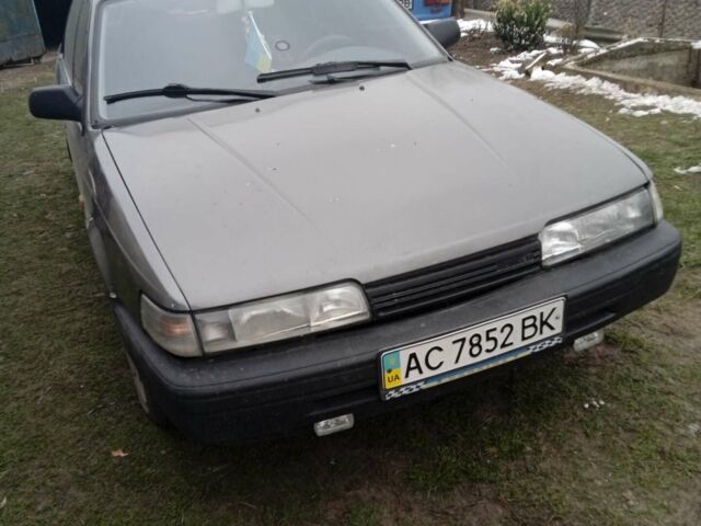 Серый Мазда 626, объемом двигателя 2 л и пробегом 350 тыс. км за 800 $, фото 1 на Automoto.ua
