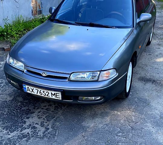 Серый Мазда 626, объемом двигателя 2 л и пробегом 275 тыс. км за 1600 $, фото 1 на Automoto.ua