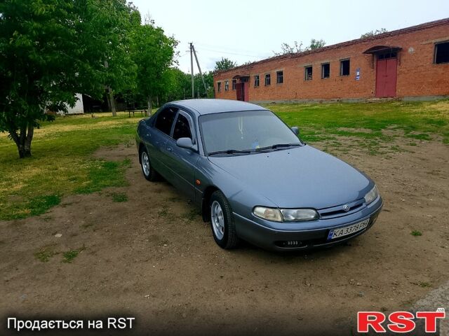 Серый Мазда 626, объемом двигателя 2 л и пробегом 350 тыс. км за 2200 $, фото 1 на Automoto.ua