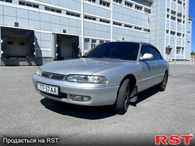 Серый Мазда 626, объемом двигателя 2 л и пробегом 284 тыс. км за 2500 $, фото 1 на Automoto.ua