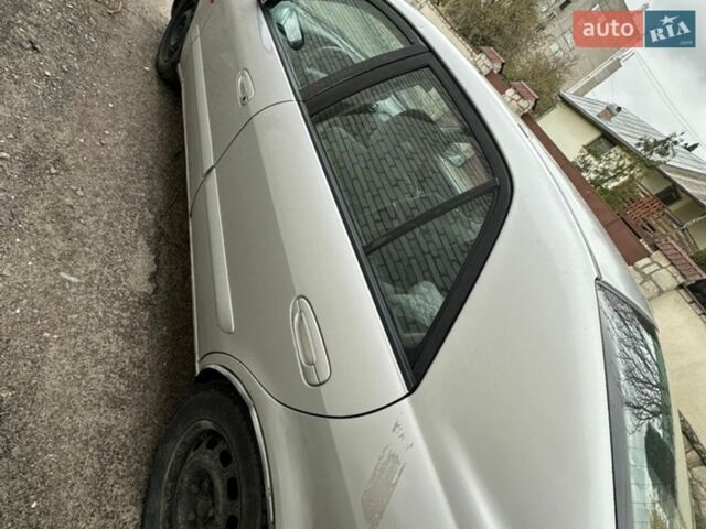 Серый Мазда 626, объемом двигателя 2 л и пробегом 375 тыс. км за 2200 $, фото 1 на Automoto.ua