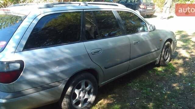 Серый Мазда 626, объемом двигателя 2 л и пробегом 250 тыс. км за 1800 $, фото 1 на Automoto.ua