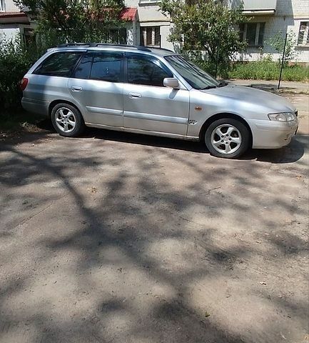 Сірий Мазда 626, об'ємом двигуна 2 л та пробігом 500 тис. км за 2100 $, фото 1 на Automoto.ua