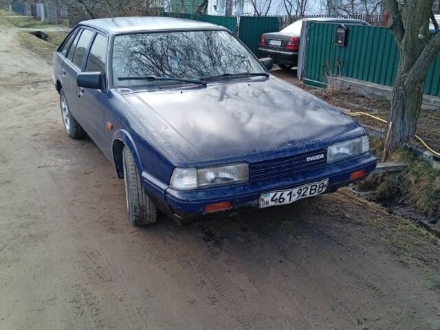 Синий Мазда 626, объемом двигателя 0 л и пробегом 350 тыс. км за 900 $, фото 1 на Automoto.ua