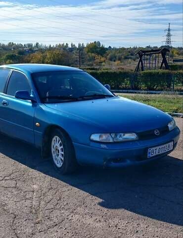 Синий Мазда 626, объемом двигателя 1.99 л и пробегом 300 тыс. км за 1900 $, фото 1 на Automoto.ua