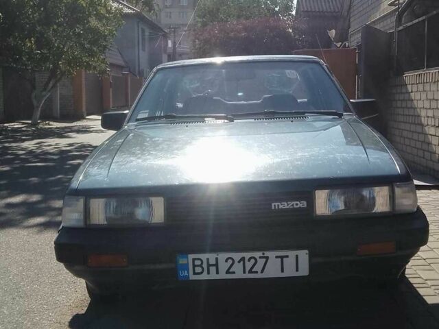 Синий Мазда 626, объемом двигателя 1.6 л и пробегом 159 тыс. км за 1205 $, фото 1 на Automoto.ua