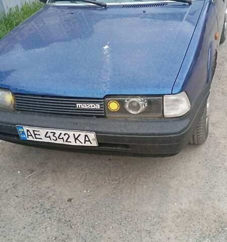 Синий Мазда 626, объемом двигателя 1.59 л и пробегом 100 тыс. км за 800 $, фото 1 на Automoto.ua