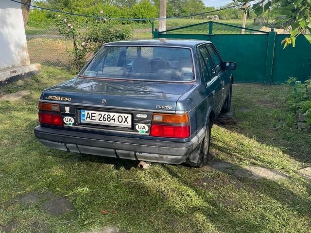 Синій Мазда 626, об'ємом двигуна 1.6 л та пробігом 344 тис. км за 1000 $, фото 1 на Automoto.ua
