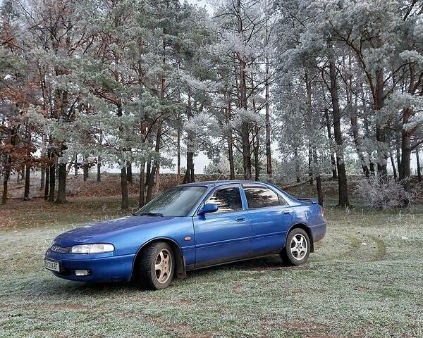 Синій Мазда 626, об'ємом двигуна 1.8 л та пробігом 395 тис. км за 2500 $, фото 1 на Automoto.ua