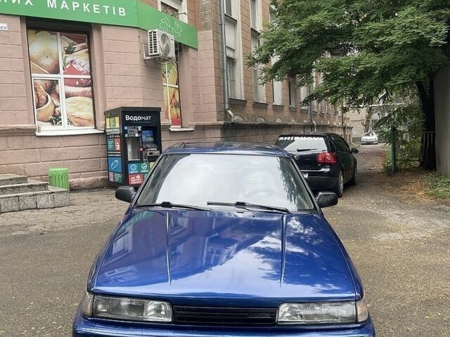 Синій Мазда 626, об'ємом двигуна 2 л та пробігом 400 тис. км за 1098 $, фото 1 на Automoto.ua