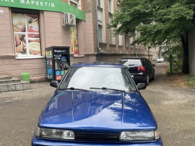 Синій Мазда 626, об'ємом двигуна 2 л та пробігом 400 тис. км за 1098 $, фото 1 на Automoto.ua