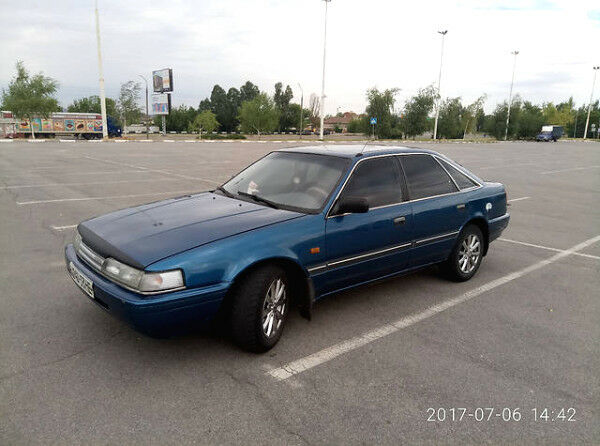 Синій Мазда 626, об'ємом двигуна 2 л та пробігом 1000 тис. км за 2200 $, фото 1 на Automoto.ua