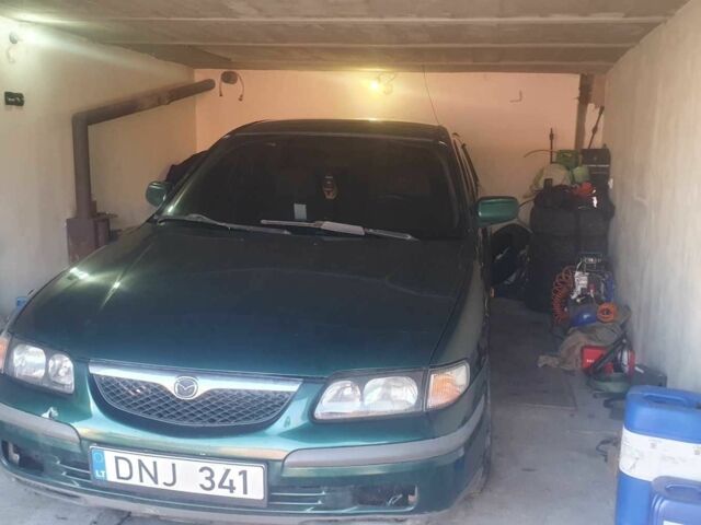 Зеленый Мазда 626, объемом двигателя 1.9 л и пробегом 382 тыс. км за 600 $, фото 1 на Automoto.ua