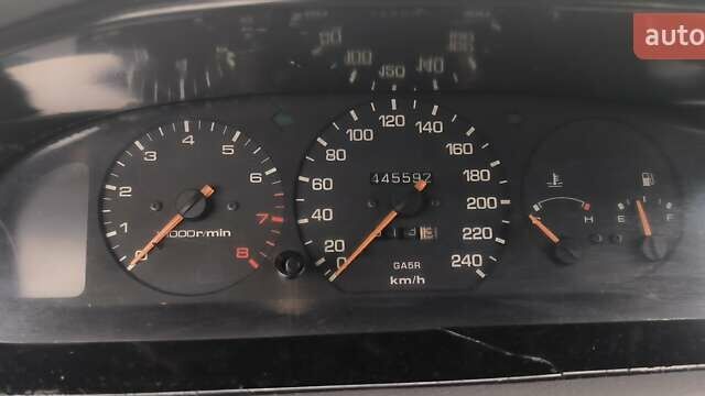 Зелений Мазда 626, об'ємом двигуна 1.8 л та пробігом 455 тис. км за 1752 $, фото 1 на Automoto.ua