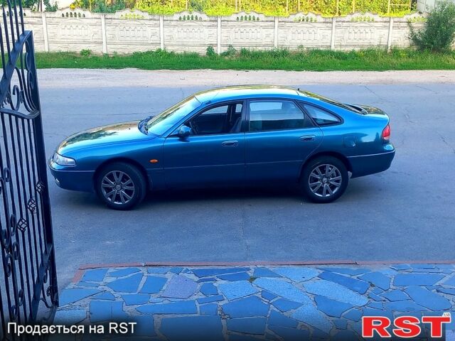 Зеленый Мазда 626, объемом двигателя 1.8 л и пробегом 280 тыс. км за 2000 $, фото 1 на Automoto.ua