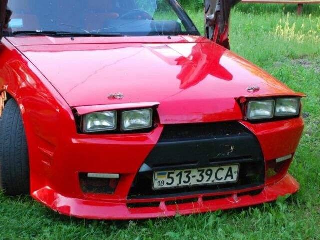 Червоний Мазда 929, об'ємом двигуна 2 л та пробігом 367 тис. км за 1650 $, фото 1 на Automoto.ua